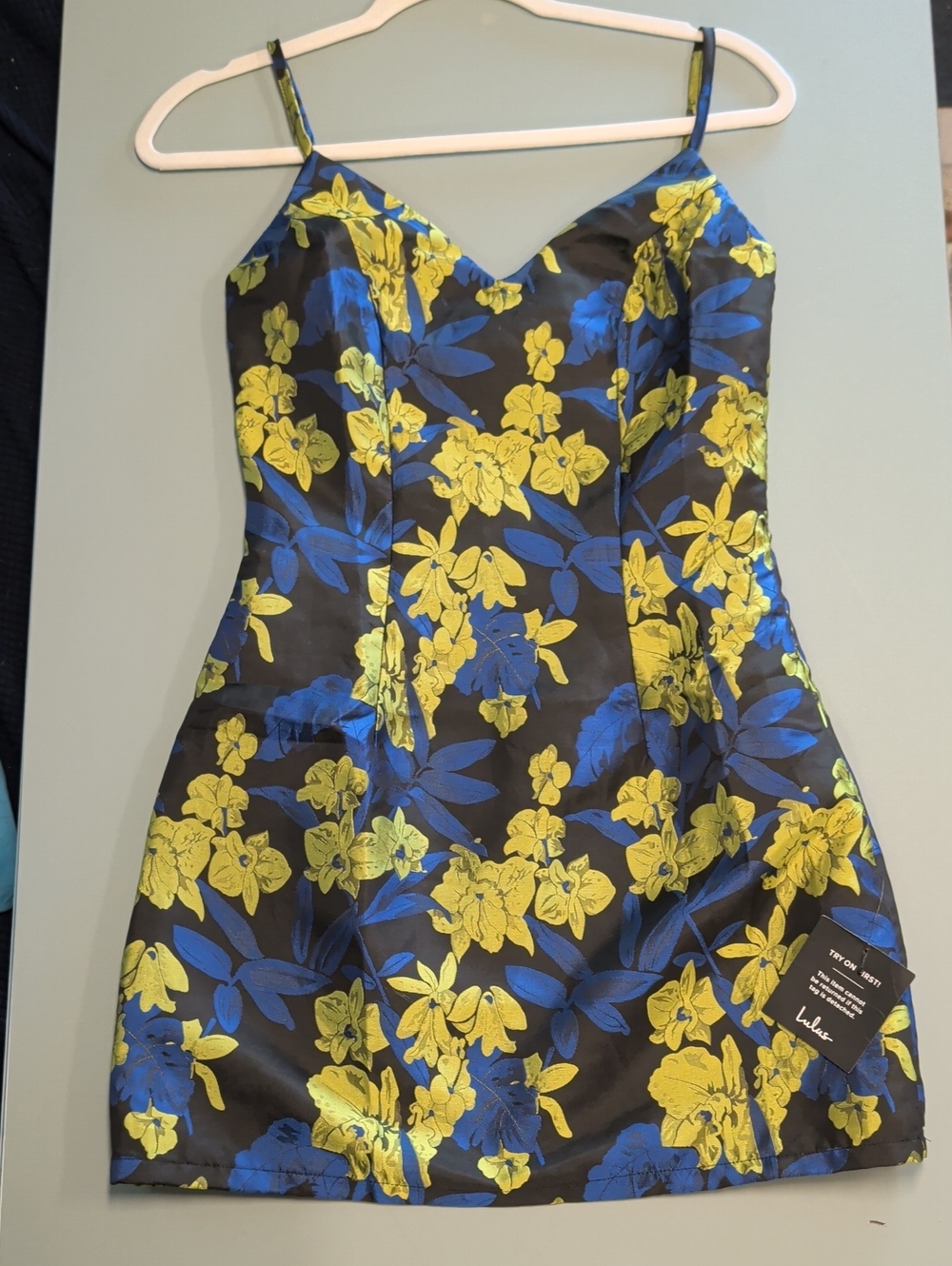 Lulu's Absolutely Exquisite Black & Blue Floral Jacquard Mini Dress NWT Sz XS.